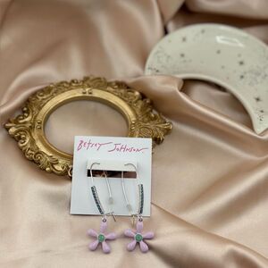 Betsey Johnson Purple Flower Earrings